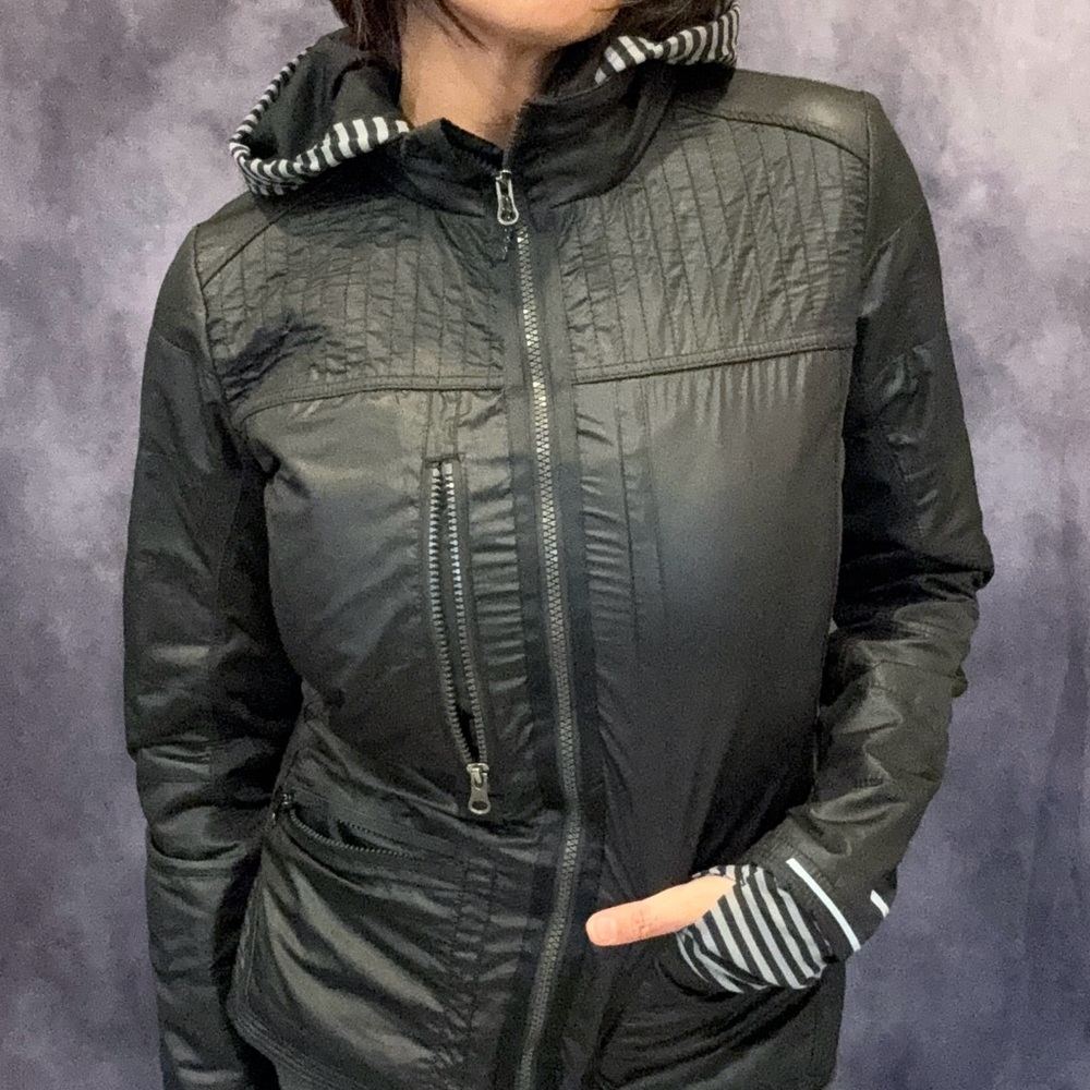 Mondetta Fitted Jacket - image 4